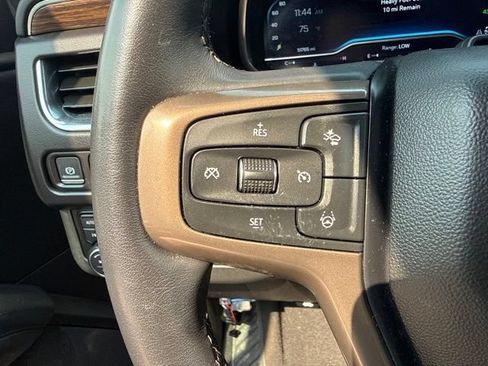 Used 2023 Chevrolet Tahoe High Country w/ Advanced Technology Package AWD/4WD image 16