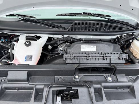 Used 2024 Chevrolet Express 2500 w/ Driver Convenience Package image 27