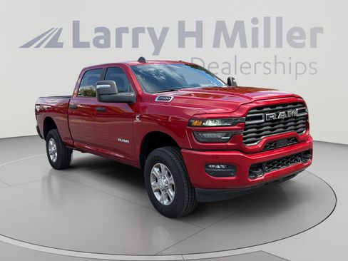 New 2026 RAM 2500 Big Horn AWD/4WD image 7
