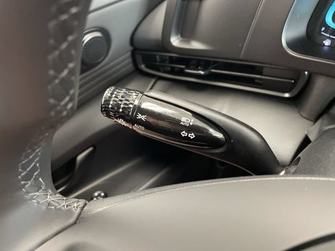 New 2026 Hyundai Elantra Sport FWD image 21