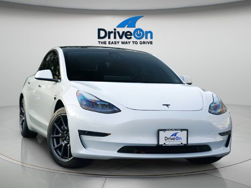 Used 2021 Tesla Model 3 Standard Range Plus RWD image 14