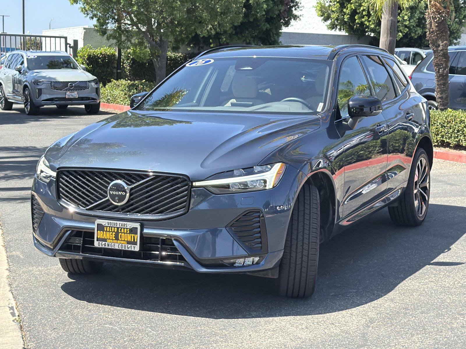 Certified 2026 Volvo XC60 B5 Plus AWD/4WD image 3