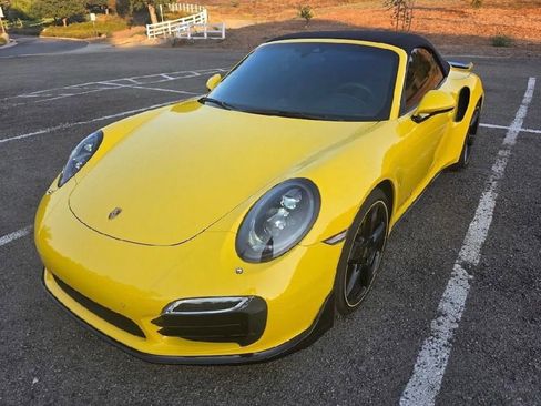 Used 2016 Porsche 911 Turbo S image 10