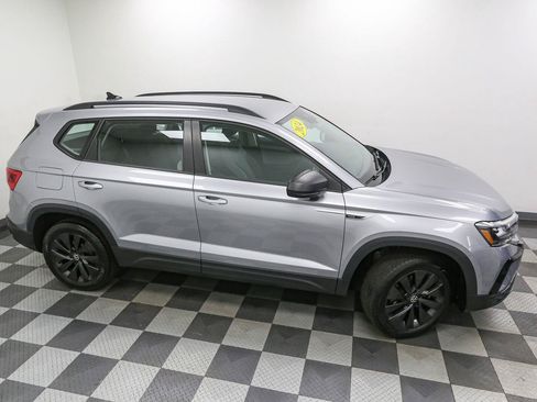 Certified 2024 Volkswagen Taos S FWD image 6