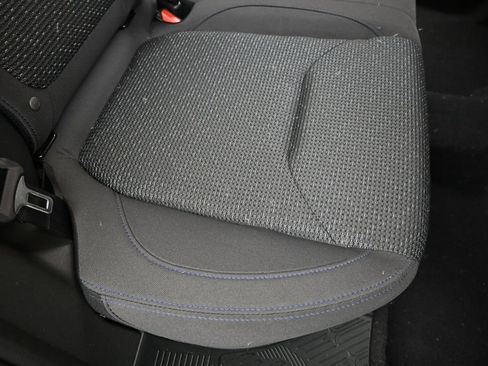 Used 2025 Subaru Forester Premium AWD/4WD image 16