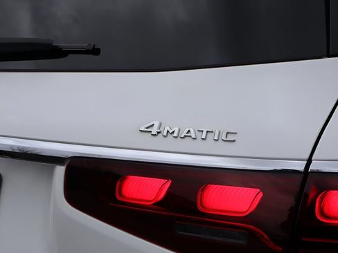 New 2026 Mercedes-Benz GLS 450 4MATIC image 8