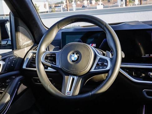 Used 2026 BMW X7 M60i AWD/4WD image 18