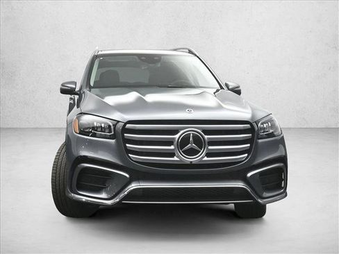 New 2026 Mercedes-Benz GLS 450 4MATIC image 3