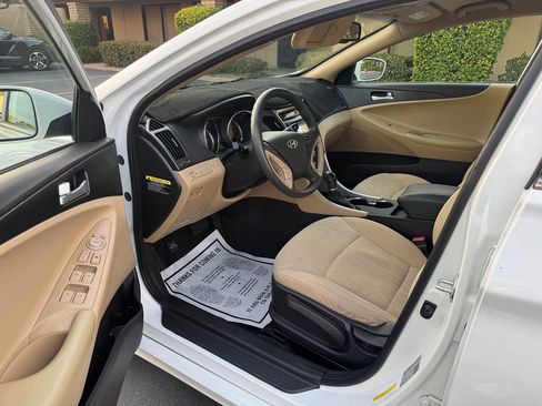 Used 2013 Hyundai Sonata GLS FWD image 13