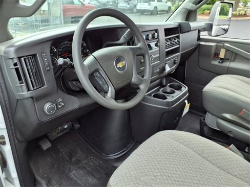 New 2025 Chevrolet Express 3500 w/ Power Convenience Package image 5