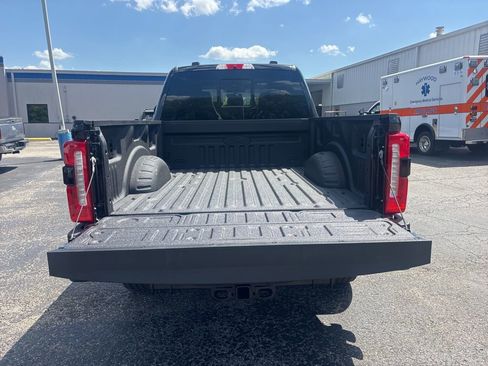 Used 2026 Ford F250 XLT w/ XLT Premium Package AWD/4WD image 13