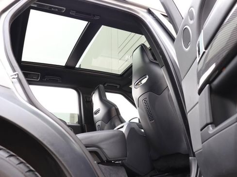 Used 2019 Land Rover Range Rover Sport SVR image 37