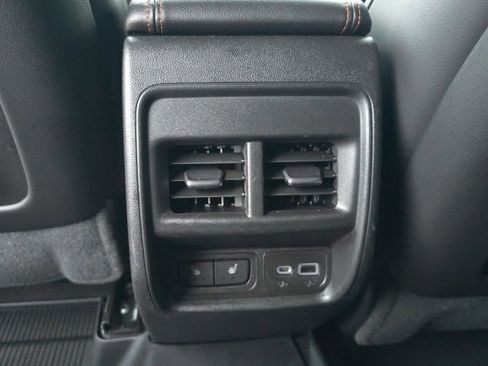 Used 2019 Cadillac XT4 Sport image 17