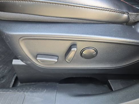 Used 2024 Ford Escape ST-Line w/ Tech Pack #1 AWD/4WD image 12