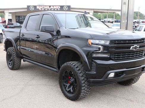 Used 2021 Chevrolet Silverado 1500 RST w/ Convenience Package II AWD/4WD image 1