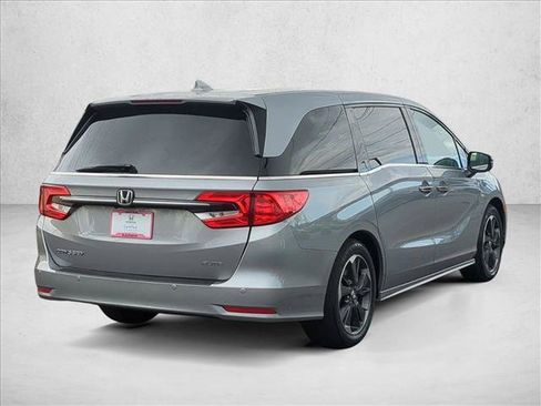 Used 2024 Honda Odyssey Elite image 5