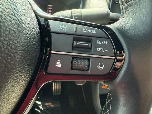 Used 2025 Honda Civic Sport image 17