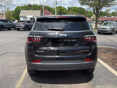 Used 2022 Jeep Compass Limited w/ Sun and Sound Group AWD/4WD image 6
