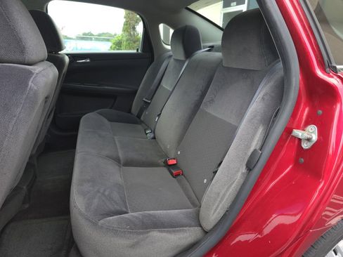 Used 2014 Chevrolet Impala LT FWD image 12