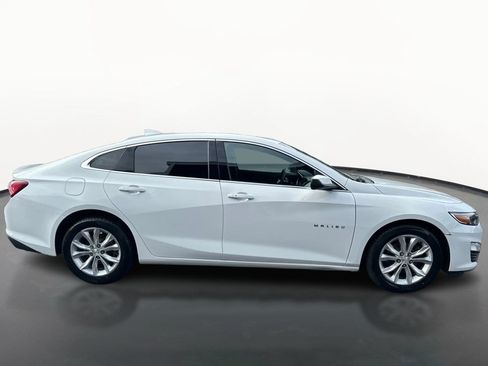 Used 2019 Chevrolet Malibu LT w/ LT True North Edition FWD image 2