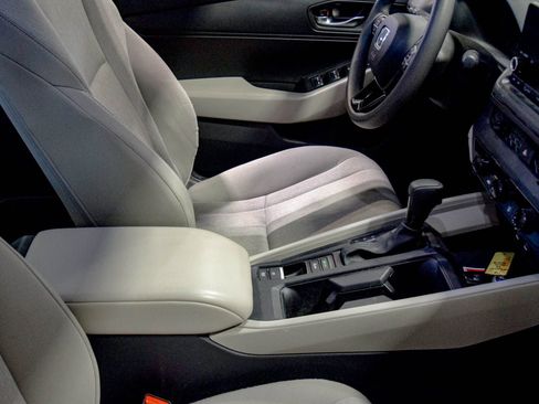 Used 2023 Honda Accord LX image 6