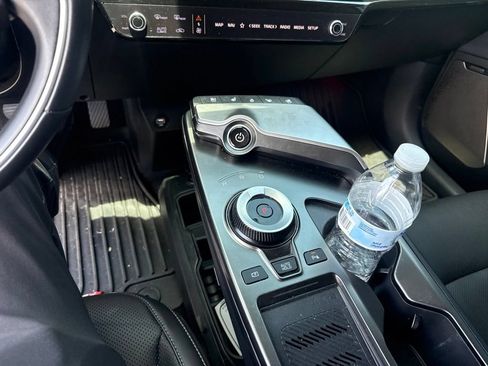 Used 2024 Kia EV6 Wind w/ Wind Technology Package AWD/4WD image 13