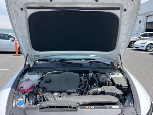 Used 2025 Hyundai Sonata SEL FWD image 33