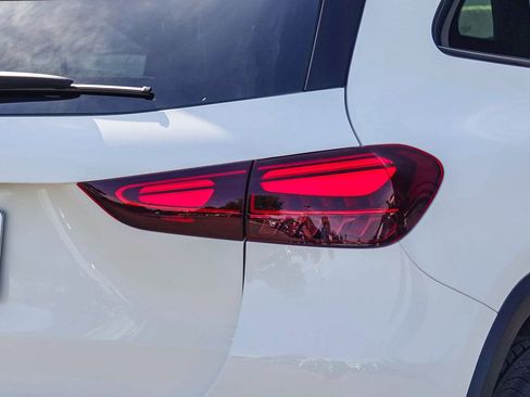 Certified 2026 Mercedes-Benz GLA 250 image 8