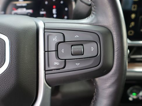 Used 2022 GMC Sierra 1500 Elevation image 17