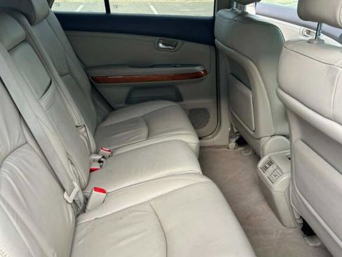 Used 2006 Lexus RX 330 FWD image 10