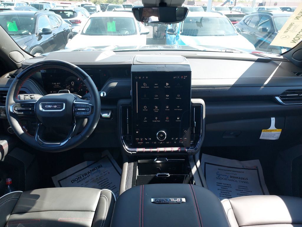 Used 2025 GMC Yukon XL AT4 Ultimate AWD/4WD image 15