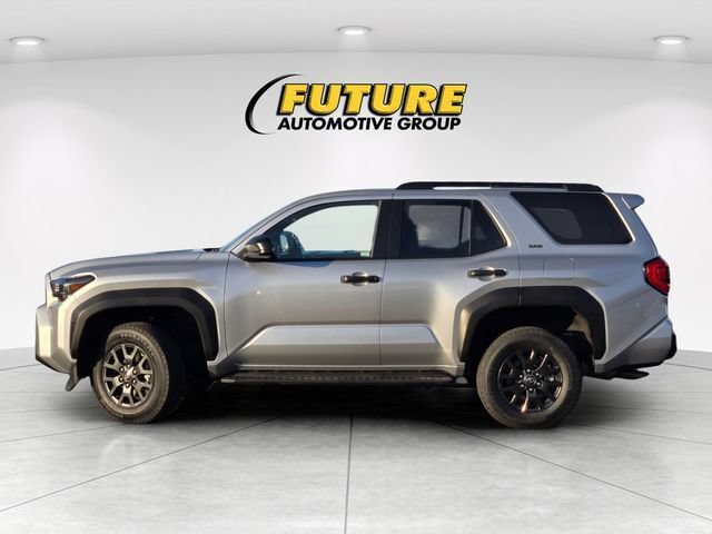 Certified 2025 Toyota 4Runner SR5 AWD/4WD image 9