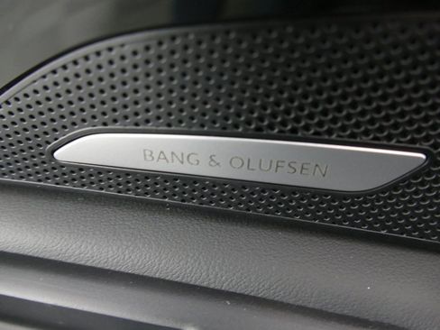 New 2025 Audi Q5 Premium Plus image 12