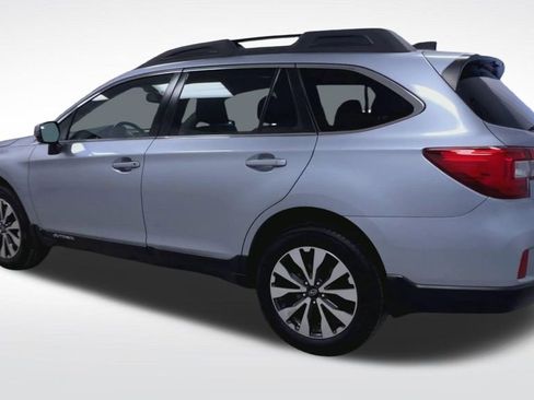 Used 2016 Subaru Outback 2.5i Limited image 6