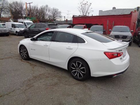 Used 2021 Chevrolet Malibu RS image 4