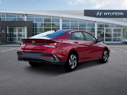 New 2025 Hyundai Elantra Sport FWD image 7