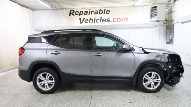 Used 2018 GMC Terrain SLE w/ Driver Convenience Package AWD/4WD image 4