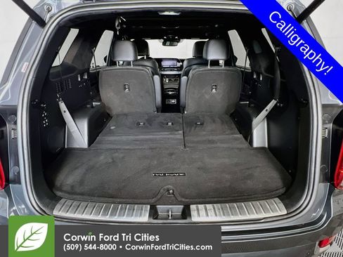 Used 2022 Hyundai Palisade Calligraphy w/ Winter Package AWD/4WD image 15