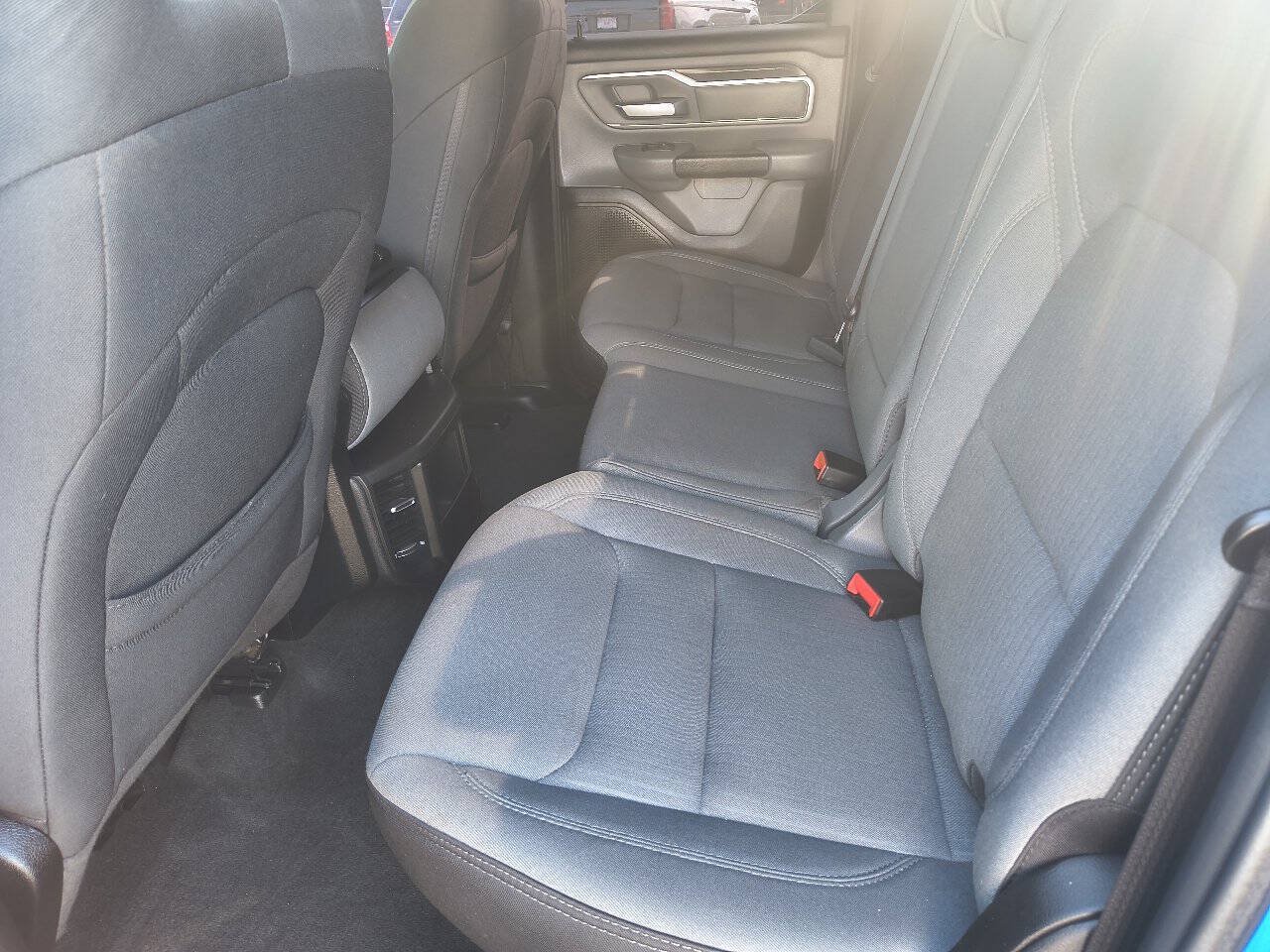 Used 2021 RAM 1500 Big Horn AWD/4WD image 14