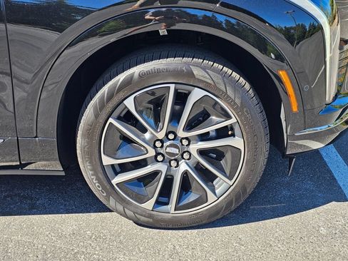New 2026 Cadillac Optiq Sport 1 AWD/4WD image 9