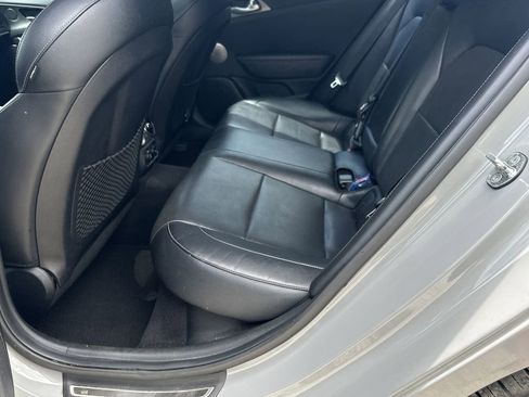 Used 2021 Kia Stinger GT1 image 21