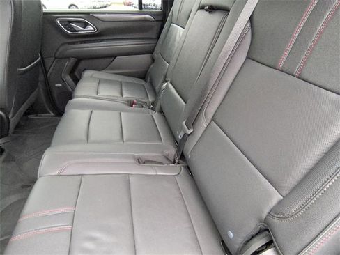 Used 2023 Chevrolet Suburban RST image 23