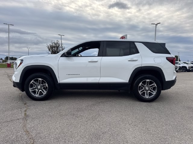 Used 2026 GMC Terrain Elevation w/ Technology Package II AWD/4WD image 3