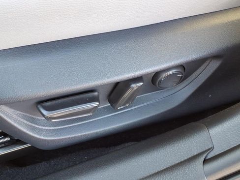 New 2026 Toyota Camry SE image 11