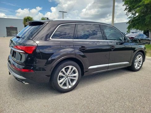 Certified 2025 Audi Q7 3.0T Prestige AWD/4WD image 7
