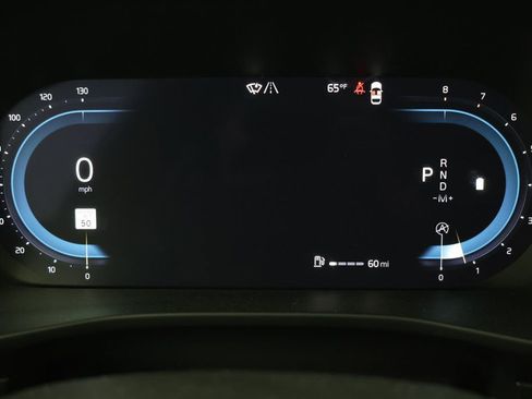 Used 2024 Volvo XC40 B5 Plus w/ Climate Package image 14