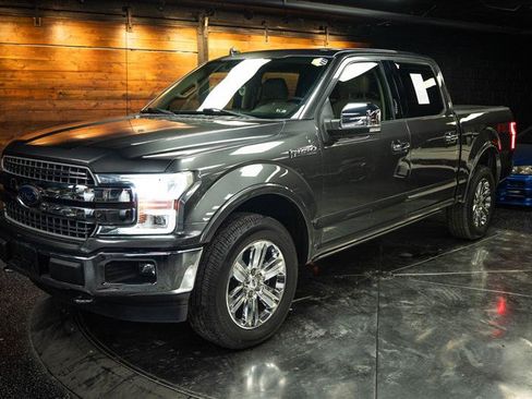 Used 2018 Ford F150 Lariat w/ Equipment Group 502A Luxury AWD/4WD image 2