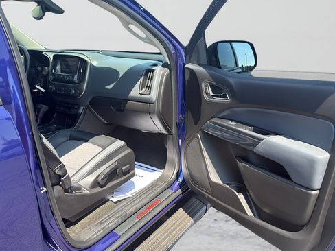 Used 2015 Chevrolet Colorado Z71 AWD/4WD image 23
