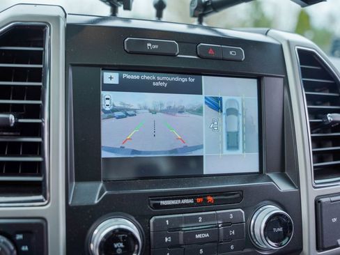 Used 2017 Ford F150 Lariat w/ Equipment Group 502A Luxury image 34