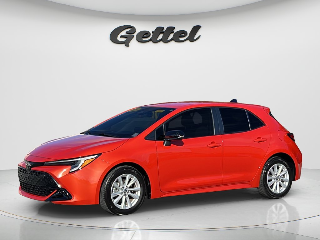 Used 2026 Toyota Corolla SE FWD image 1